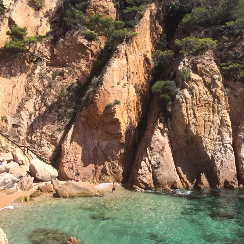 Jugendwerk Württemberg Strandfreizeit Sant Feliu Felsen