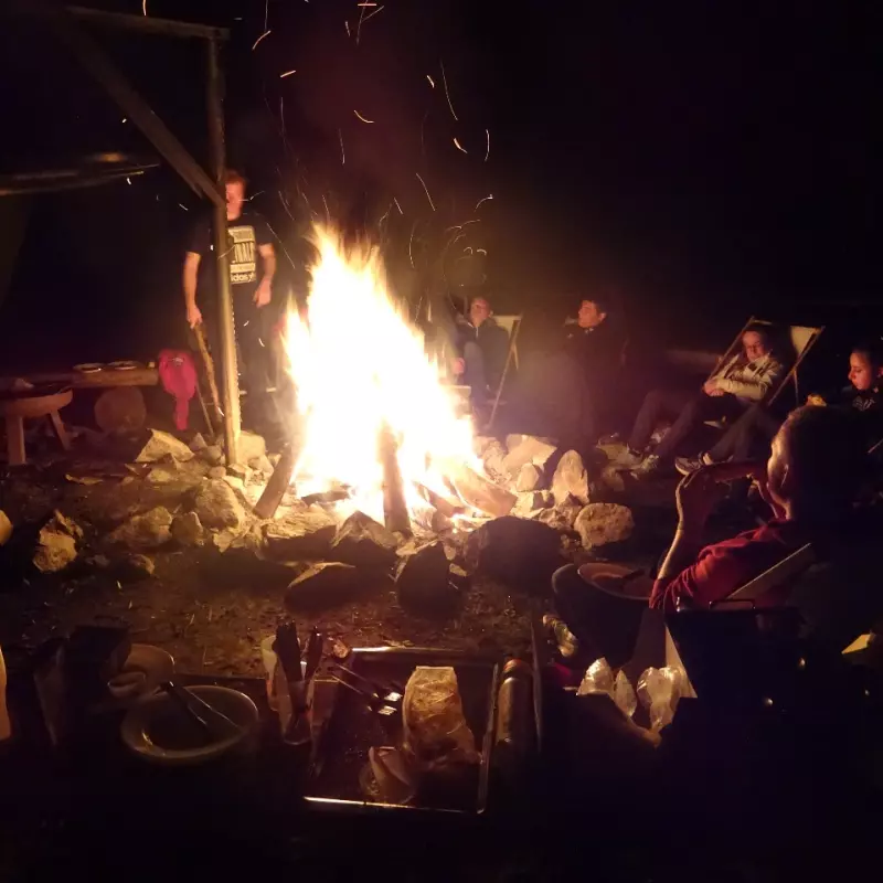 Jugendwerk Württemberg Teen Action Camp Lagerfeuer