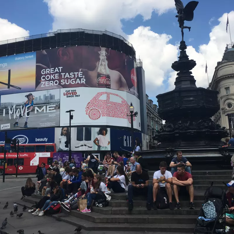 Jugendwerk Württemberg Sprachreise London Piccadilly Circus