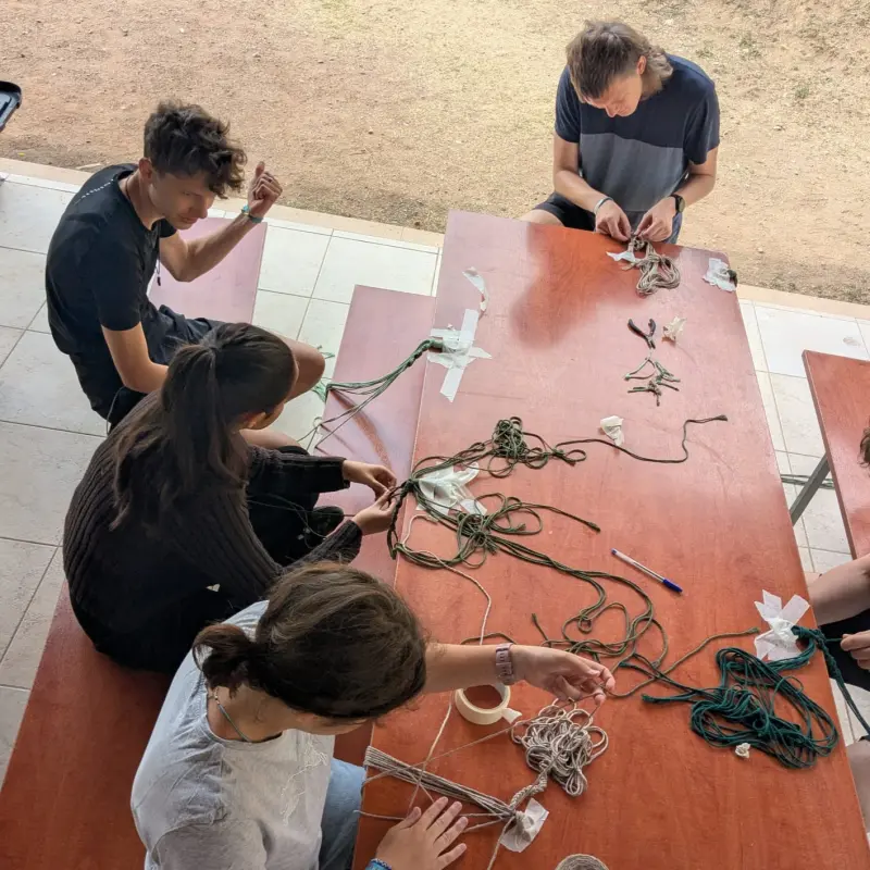 Armbändchen knüpfen