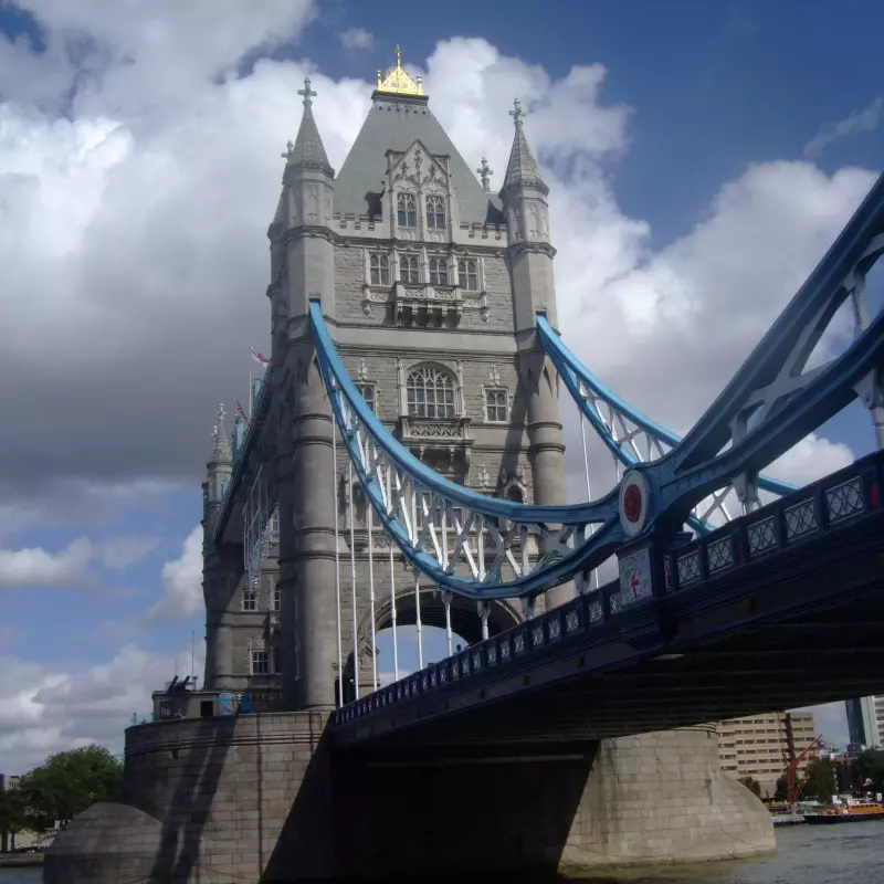 Jugendwerk Württemberg Sprachreise London Tower Bridge