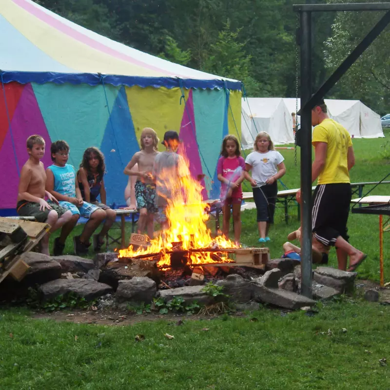 Jugendwerk Württemberg Kinderzeltlager Altensteig Lagerfeuer