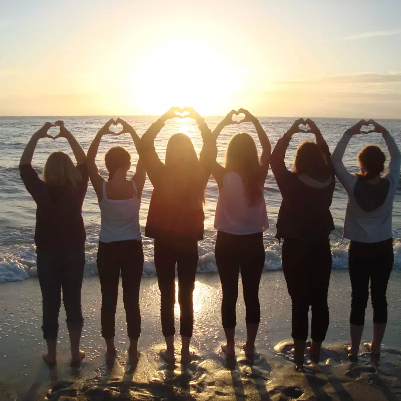 Jugendwerk Württemberg Kinderrepublik Sylt Gruppe im Sonnenuntergang