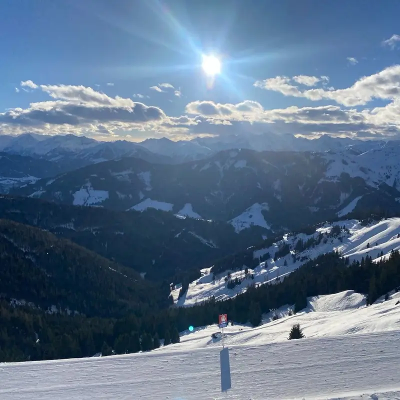Ski Amade