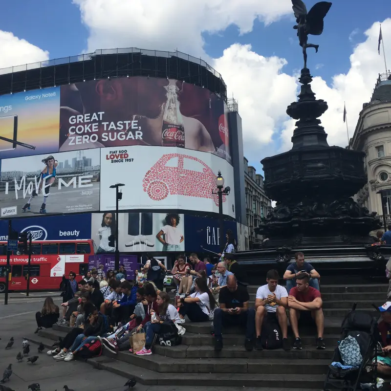 Jugendwerk Württemberg Sprachreise London Piccadilly Circus