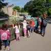 Kindergruppe im Zoo